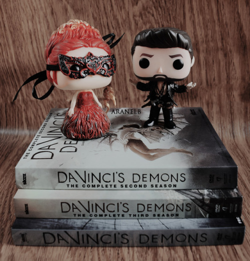 • Custom Funko PopLucrezia Donati &amp; Leonardo Da Vinci - Da vinci&rsquo;s Demons