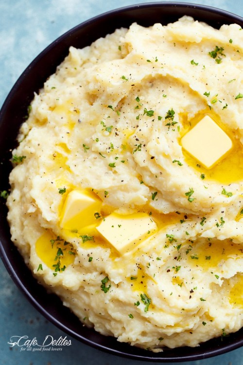 foodffs:  CREAMY SLOW COOKER MASHED POTATOESReally nice recipes. Every hour.Show me what you cooked!