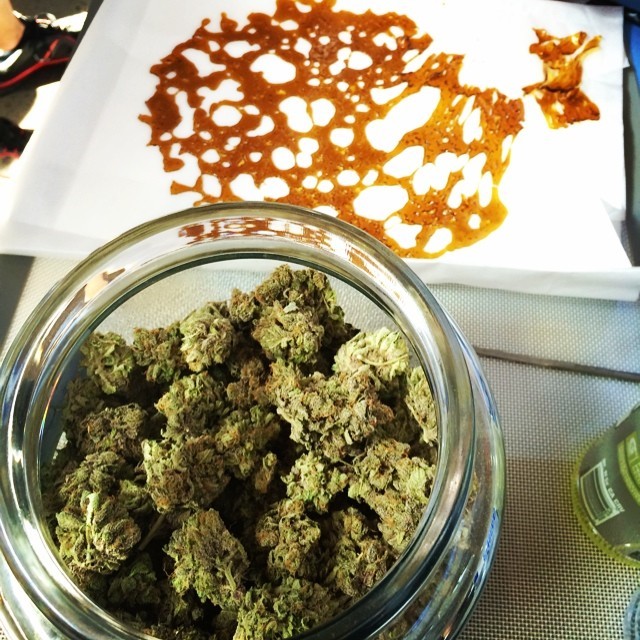 weedporndaily:  &ldquo;First a Nug then a slab&rdquo; by highdropics http://ift.tt/1x3iGys