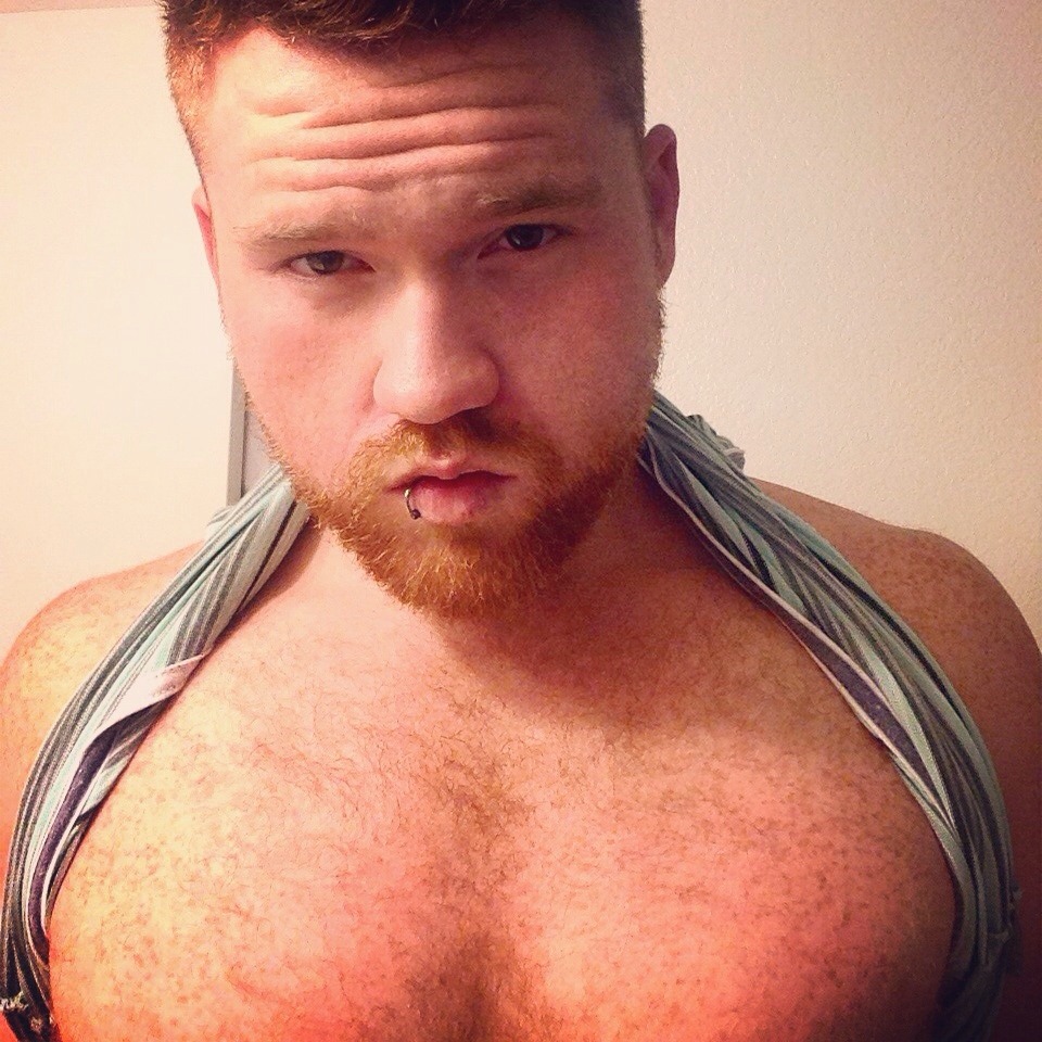 thegingerium:  cranky-t:  dirtayeginge:  Having a little chest love this morning.