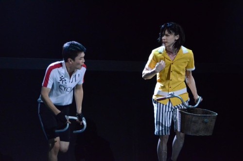 withchantomo:  Yowamushi Pedal Stage Play 「IRREGULAR ～The Two Peaks～」(Dress Rehearsal) After Sohoku won the 3 days long Interhigh, a story focusing on the two ace climbers Makishima Yuusuke and Toudou Jinpachi unfolded. Makishima who just joined