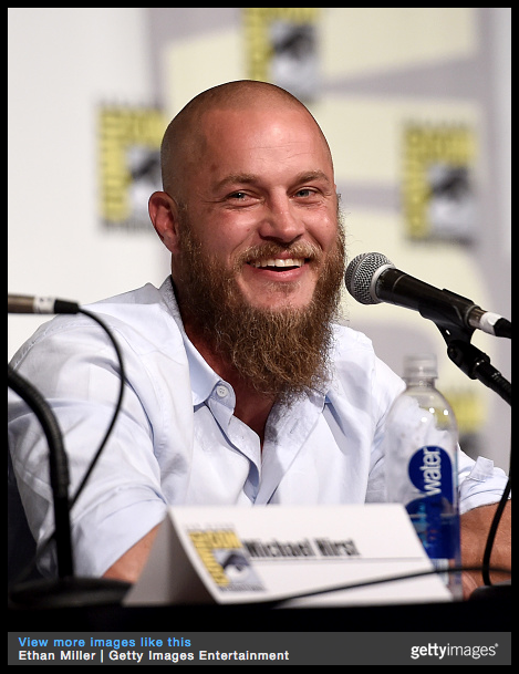 travisfimmelunofficial:  Travis Fimmel at the 2015 Vikings SDCC (photo’s by Getty images)
