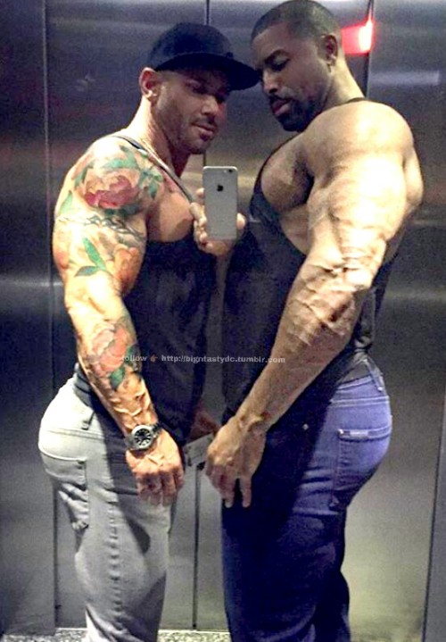 bigntastydc:  Sexy couple,  in and out of clothes….look at the booties on the two of them 👉 http://bigntastydc.tumblr.com