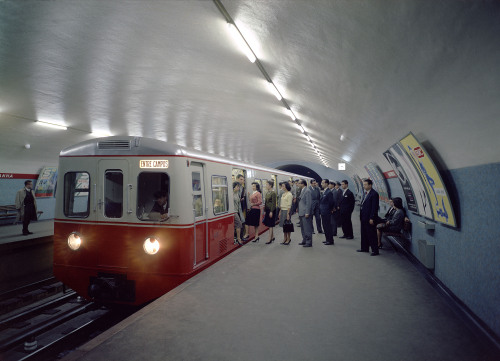 Porn Pics historicaltimes:  Lisbon metro in 1960