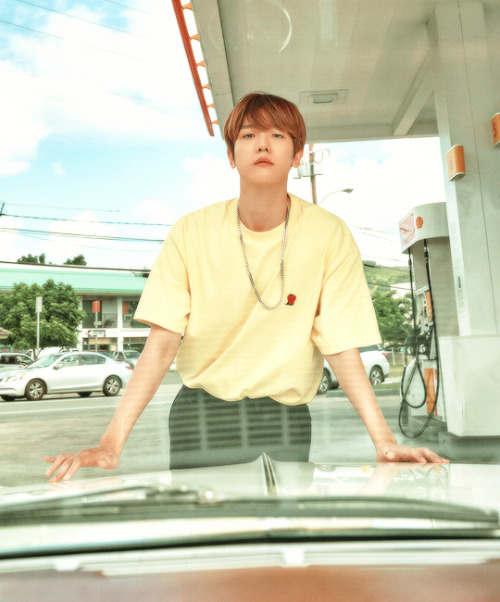 BAEKHYUN PRESENT ; Gift