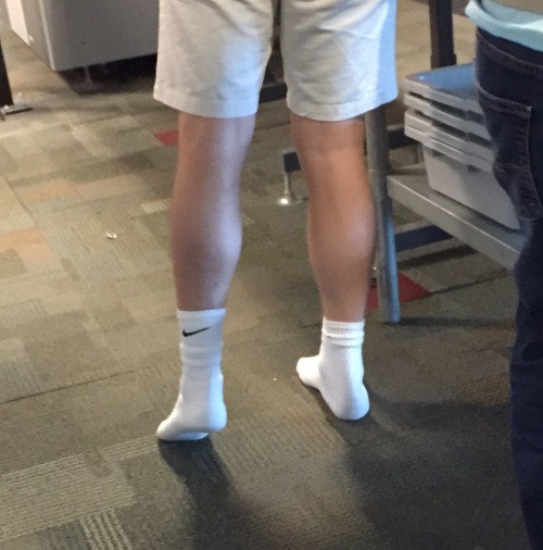 soxnjox: Damn Daniel. White vans and white crews. Nice sock show today. Pt 1.