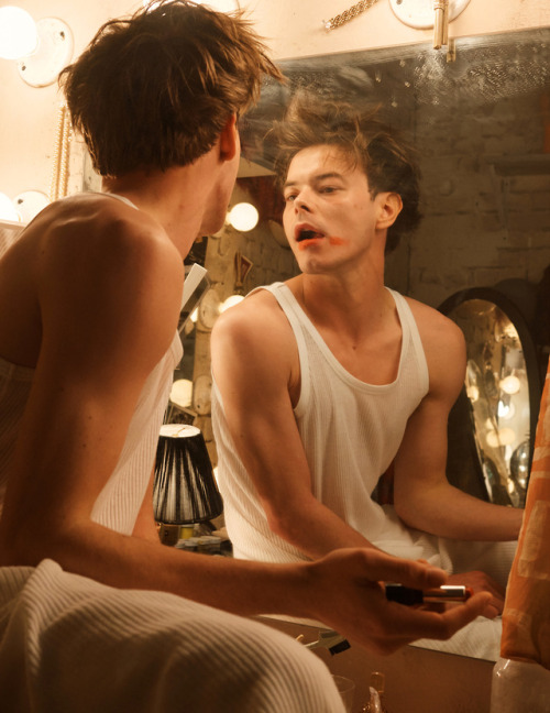 Porn Pics meninvogue: Charlie Heaton photographed by