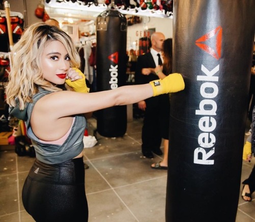 allybrookeofficial: #TBT To when I kicked some serious bootay with @reebok