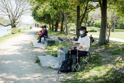 Walk along Kyoto’s Kamo River on a sunny day and you’re sure to pass at least one person practicing 