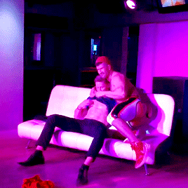 bootyboottbooty:  @adamkillian: “@killianadam gives @matthewthetrainer an Anaconda lapdance #evolutionlounge   part 3″ (Part 1 & 3) 