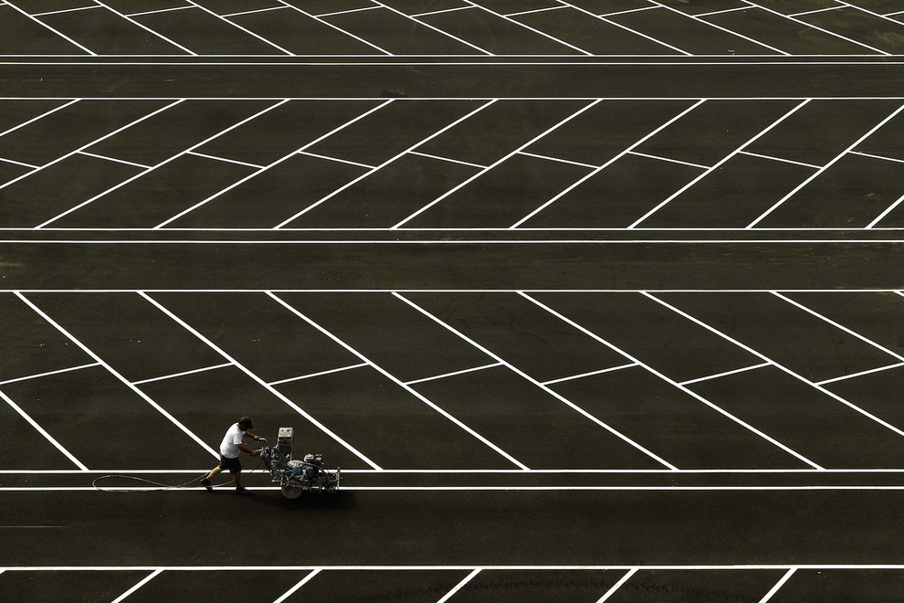 joga:    Antonio Hernondez Santana   “Symmetry” 