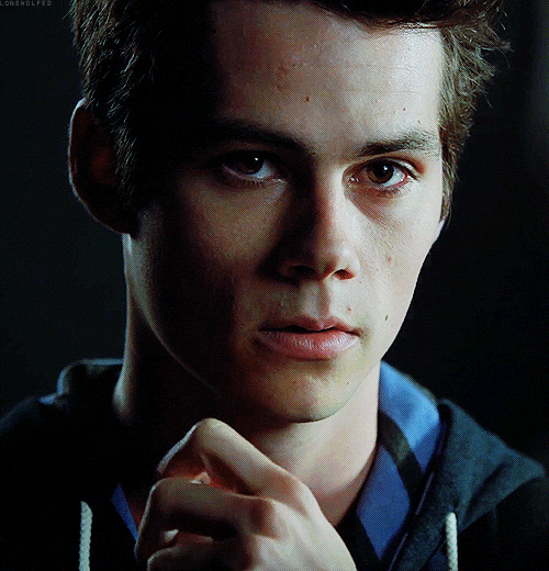 agentotter: Stiles checking you out. I’m just reblogging this gif so that when they cart me aw