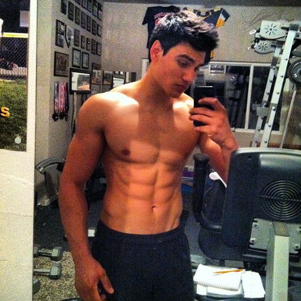 pantherisfat:  so cute, and fit 