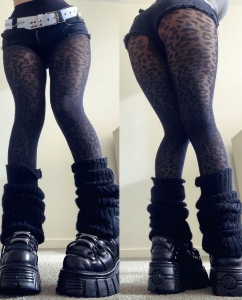 ME!!!!! ( None Of These Pics R Mine :p )