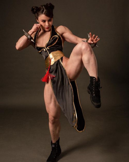 herdjewsis: shadesoforlando: Yuan Herong as Chun Li i like this a lot