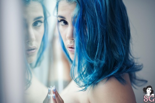 past-her-eyes:Mendacia Suicide mendacia.suicidegirls.comthievesghosts suicidegirls sg-babesLink to South African SuicideGirls