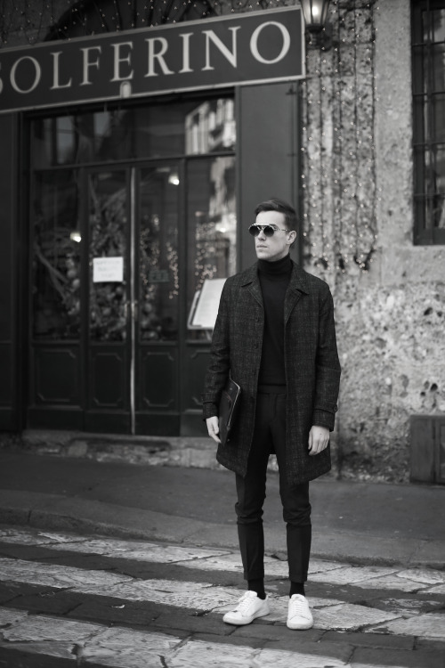 Winter in Milan - New Outfit Post Up On www.thethreef.com FC