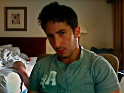 thecircumcisedmaleobsession:  27 year old straight guy from New York, NY He’s an effing hottie!!!!
