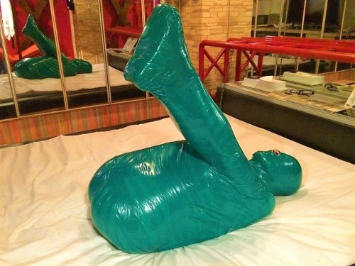 boundrubberboi.tumblr.com/post/167688350554/