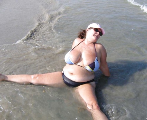 Porn bbwbeach:  I love this photos