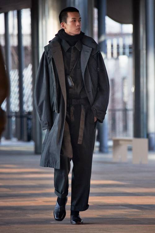 carzenriq:
“Lemaire // Fall 2023 Menswear
#PFW - Paris Fashion Week
”