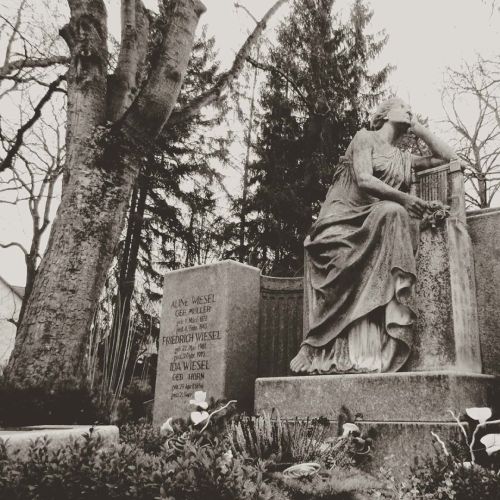 Erfurt, Hauptfriedhof. #friedhof #friedhöfe #cemeteries #cemetery #friedhofsfotografie #geocach