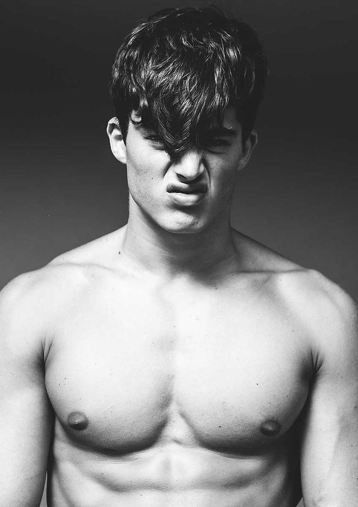 malemodelscrush:Pietro Boselli @pietroboselli by Darren Black @coolcameraman  for