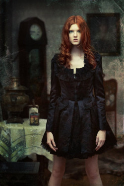 victorian-goth:  Victorian goth http://victorian-goth.tumblr.com/