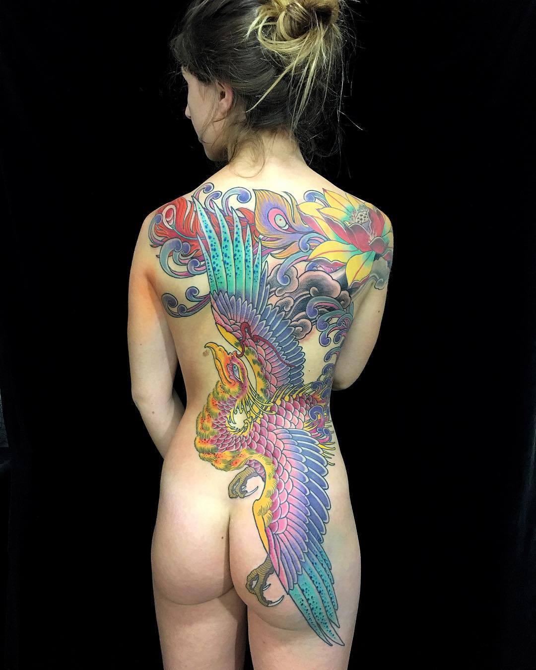 ilikehorimono:  model: https://www.instagram.com/chichitrave_/artist: https://www.instagram.com/deepintattoo/