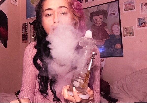 theearlbasset:  stoner-vogue:  ladydabigale:  weedgoddess:  cause of death: dab 💀☠️💀