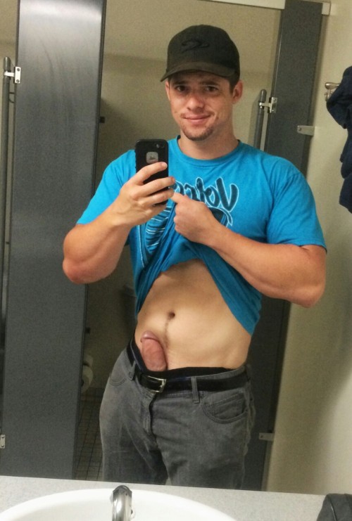 nordickster-redux:  source: straightdudesexting 