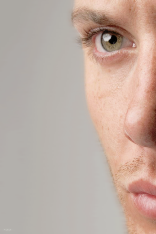 wellcometothedarkside: Jensen Ackles Stone green eyes.