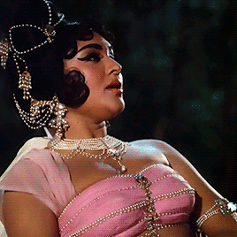 milk-honey-tea:Vyjayanthimala in Amrapali (1966)