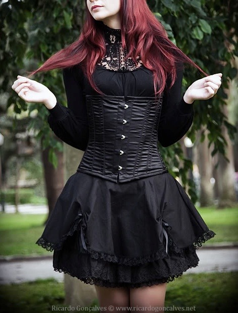 9vil-passions:  Evil PassionFetish Goth Twitter