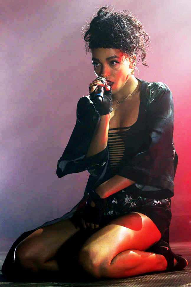 soph-okonedo: FKA twigs performing live on stage at Way Out West festival in Sweden,