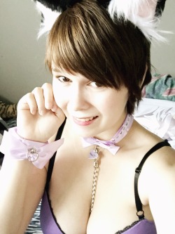 kittensplaypenshop:  kitten–fantasies:  Nya, I got bored so I decided to take some pictures and try to be cute and stuff ^^’ (ears, collar and cuffs made by kittensplaypenshop)