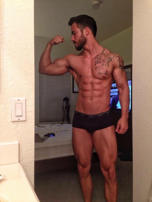 straightdudesexting:Straight hunk Sean Sarantos adult photos