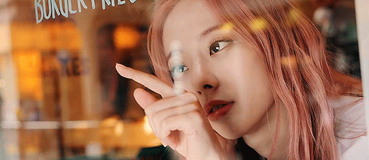 geniustae: teaser: loona/vivi - everyday i need you