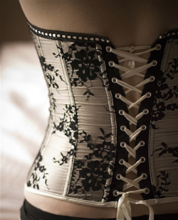 aladythatkneels:  thedominantgentleman:  Corsets…. a true Gentleman’s weakness.   this is stunning…