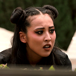 jessicahuangs:Nico and her space buns