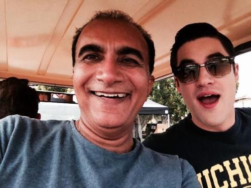 fyeahgleeclub:@iqbaltheba Riding the cart with my son @DarrenCriss