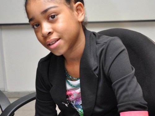 growingupstrong: halftheskymovement: Zuriel Oduwole is a girl to watch as a rising reporter, writer,