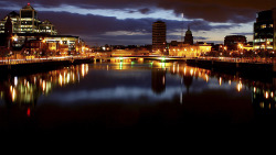 breakingbarriersofficial:  Dublin, Ireland (skyline night view) 