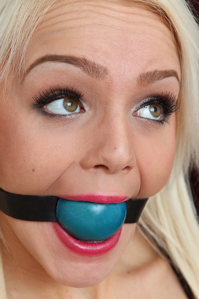 tiedupsexy2:That moment when someone tells you that you look so pretty with a ball gag in your mouth&hellip; then you’re sure they aren’t going to remove the ball gag anytime soon.