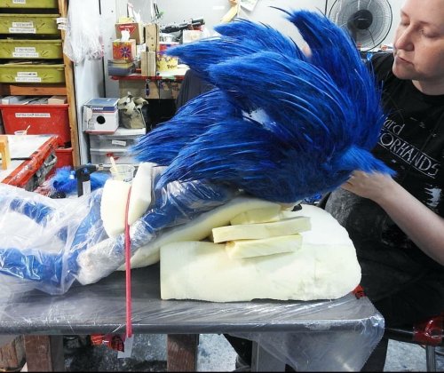 bumbleberry-blogs: aawesomepenguin:  CHECK OUT THESE PHOTOS FROM THE PRODUCTION OF THE SONIC MOVIE! These are the Sonic stand-ins that were used in the filming as a reference for the actors so they would know at what spot Sonic would be.   