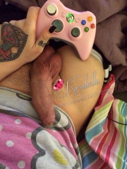 Karabella-La-Mala:you Can Play With My Joystick While I Play With My Game 