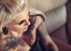 Hot Girls Inked