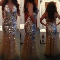 xxxmaria:  Boyfriends prom tomorrow ! Finally got a dress 