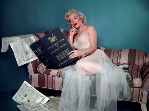 Marilyn Monroe photographed by John Florea, 1953.