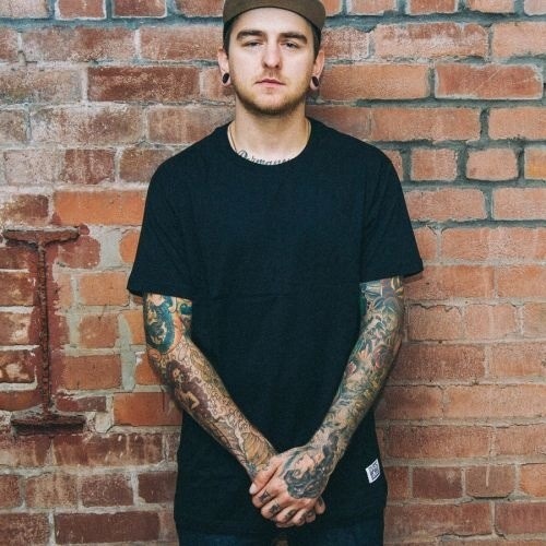 holobersykes:  Bmth then and now  Oliver <3